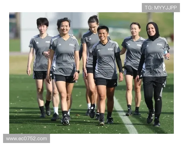 三名中国裁判入选世界杯正选阵容 三名中国裁判入选世界杯正选阵容